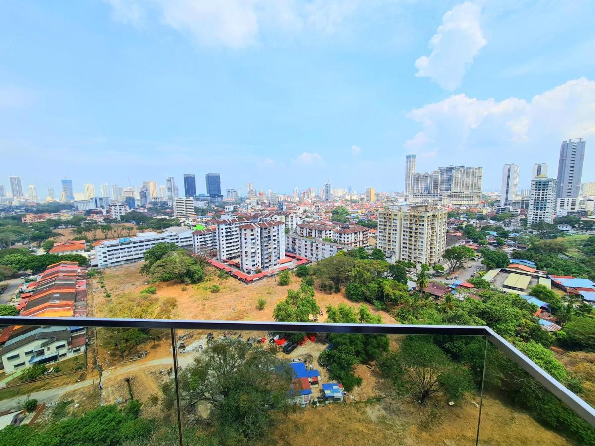 Apartment Beacon Executive - George Town