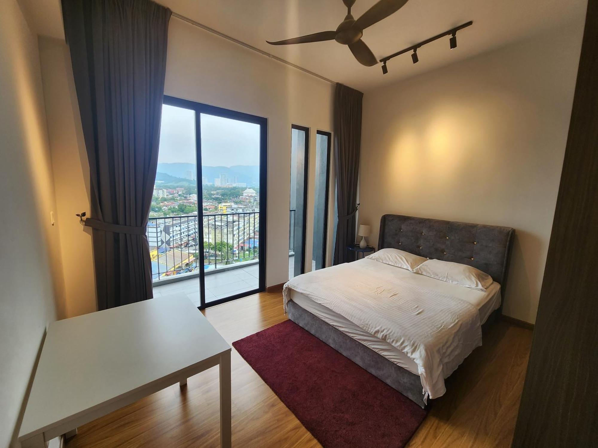 Beacon Executive - * George Town