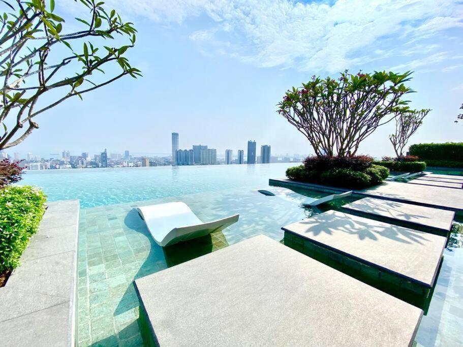Apartment Beacon Executive -