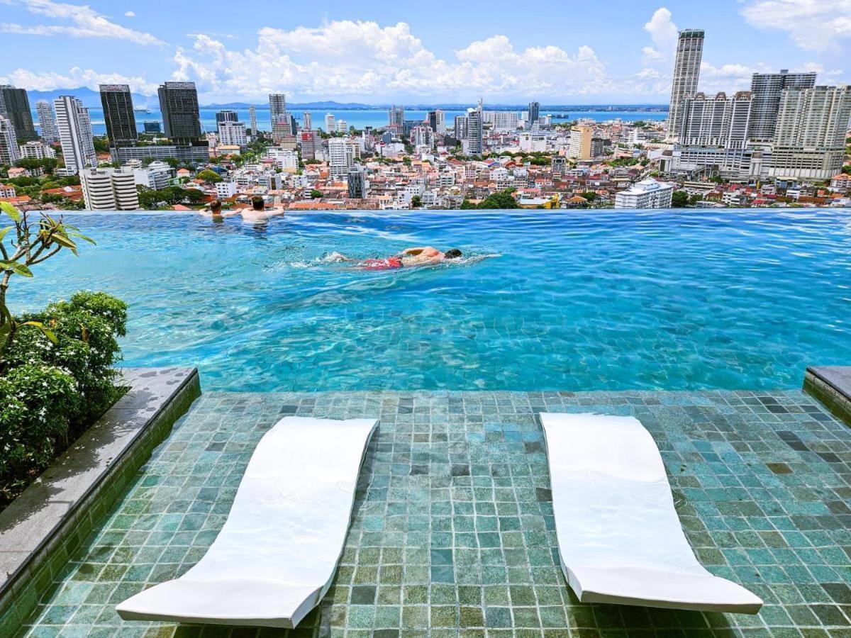 Apartment Beacon Executive - George Town